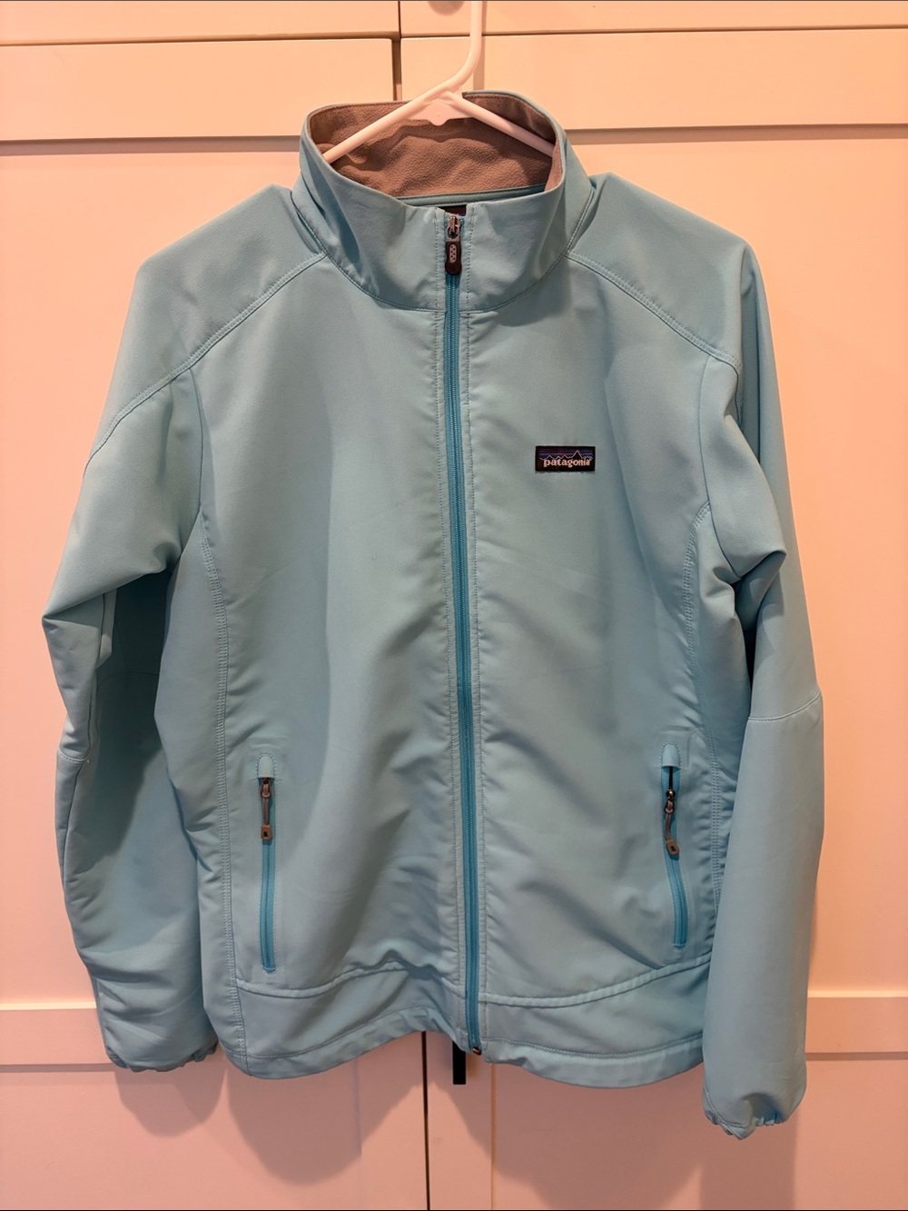 W’s Patagonia Light Blue Full Zip Lightweight Jacket